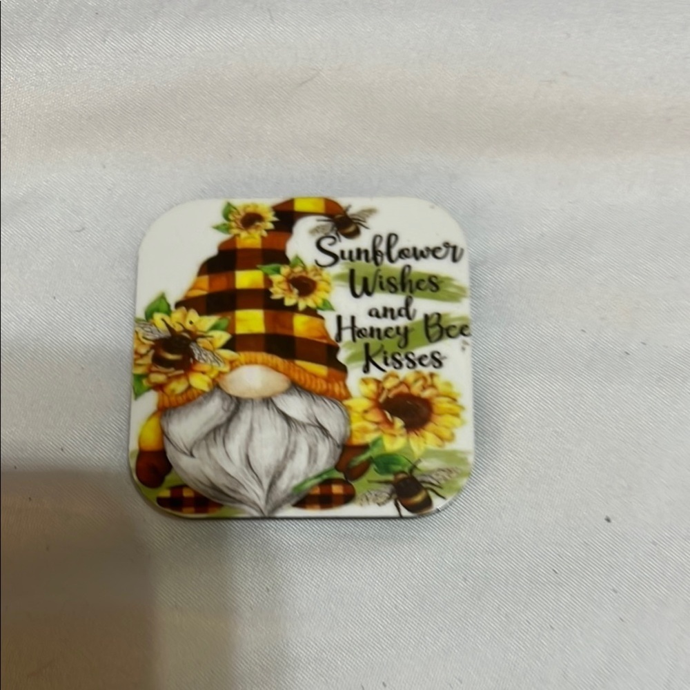Gnome Square magnet